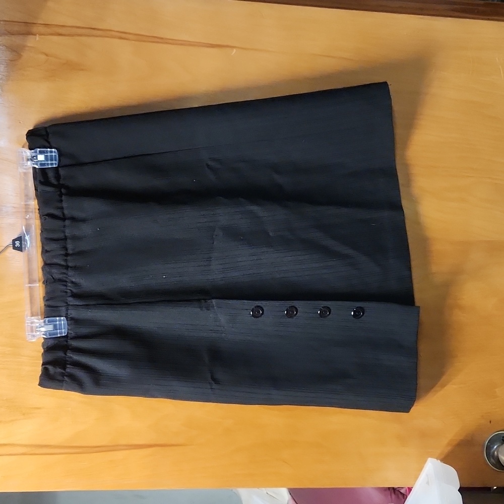 Vintage womens size 12 lot black button skirt and tan cream shorts